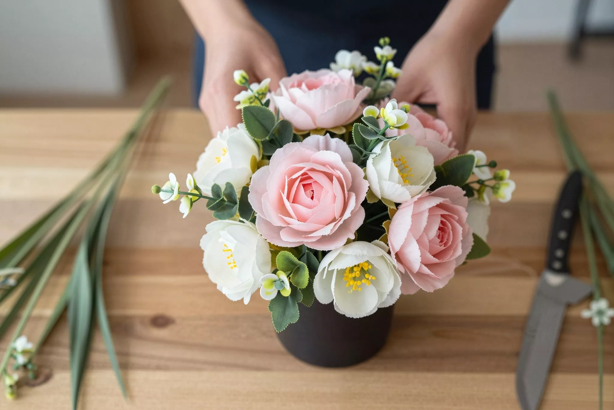 Цветы на могилу искусственные Архангельск